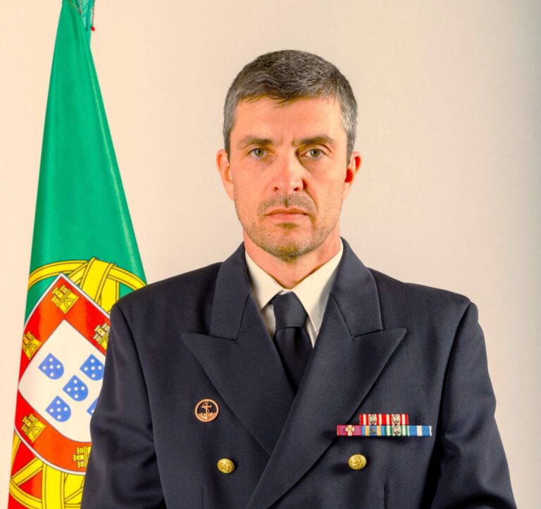 COM MN António Oliveira Anão
