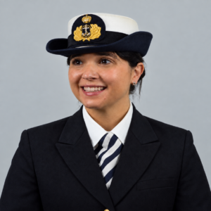 PRIMEIRO-TENENTE TÉCNICA SUPERIOR NAVAL – PSICOLOGIA | OF-2 CAROLINA RODRIGUES